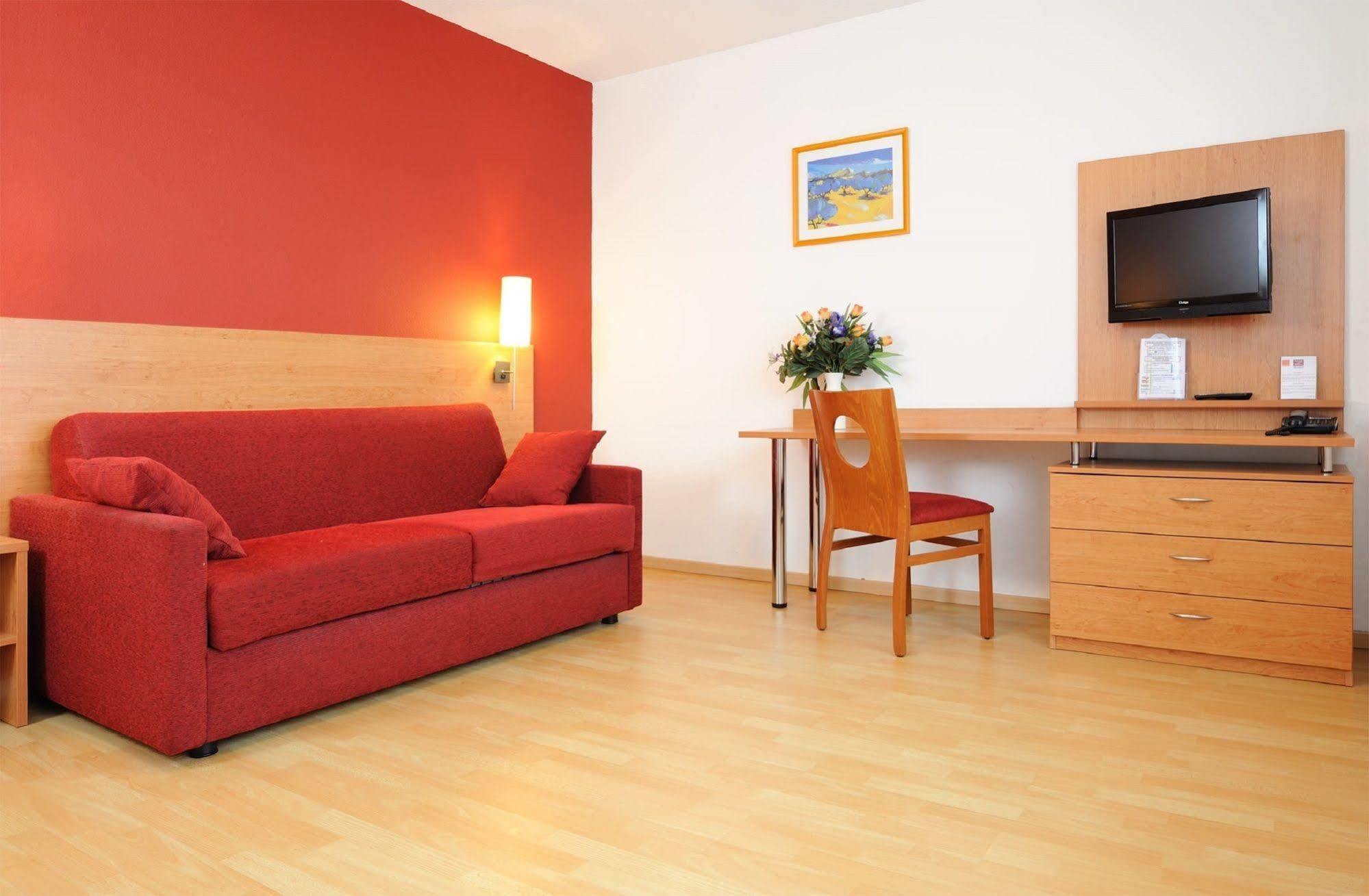 Aparthotel Sejours & Affaires Grenoble Marie Curie Exterior foto